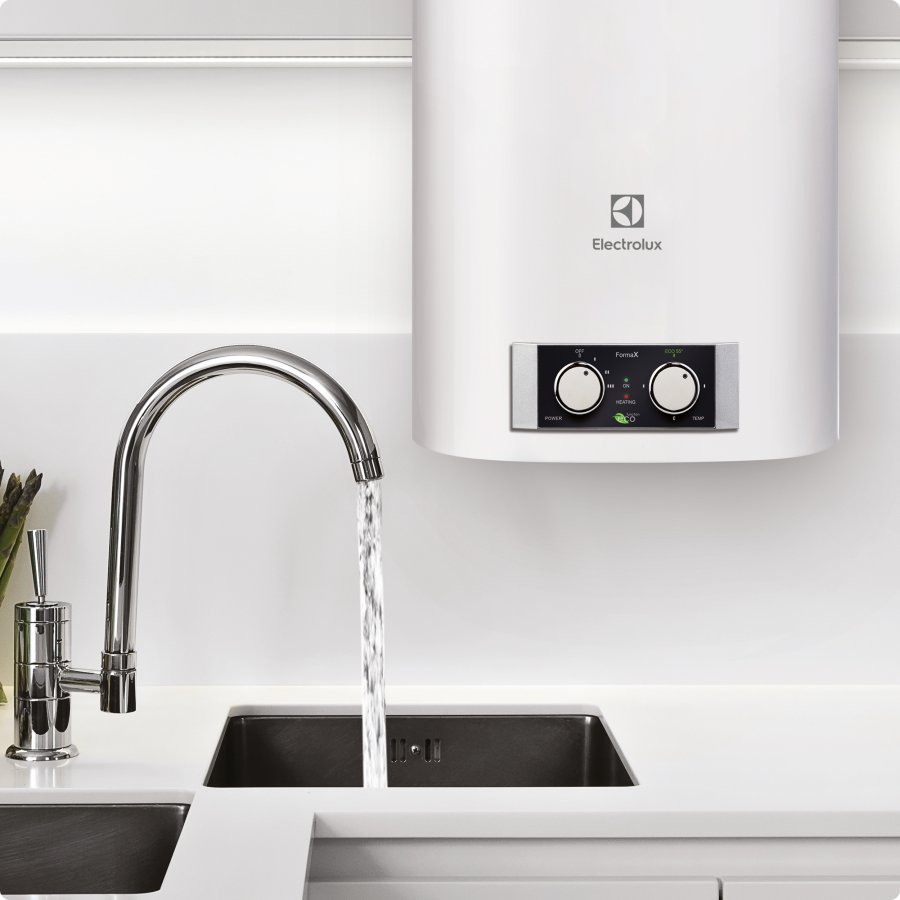 Водонагреватель Electrolux EWH 80 Formax накопительный
