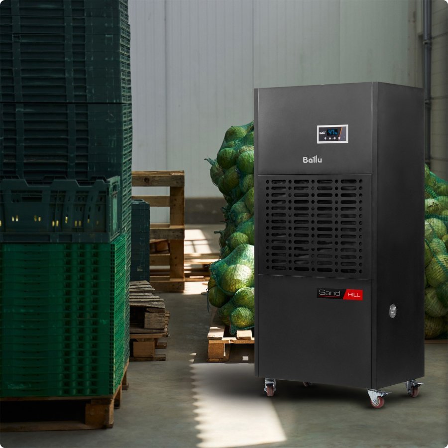 Осушитель воздуха Ballu BDH-240L колонный