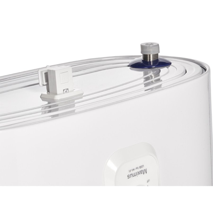 Водонагреватель Electrolux EWH 30 Maximus накопит.