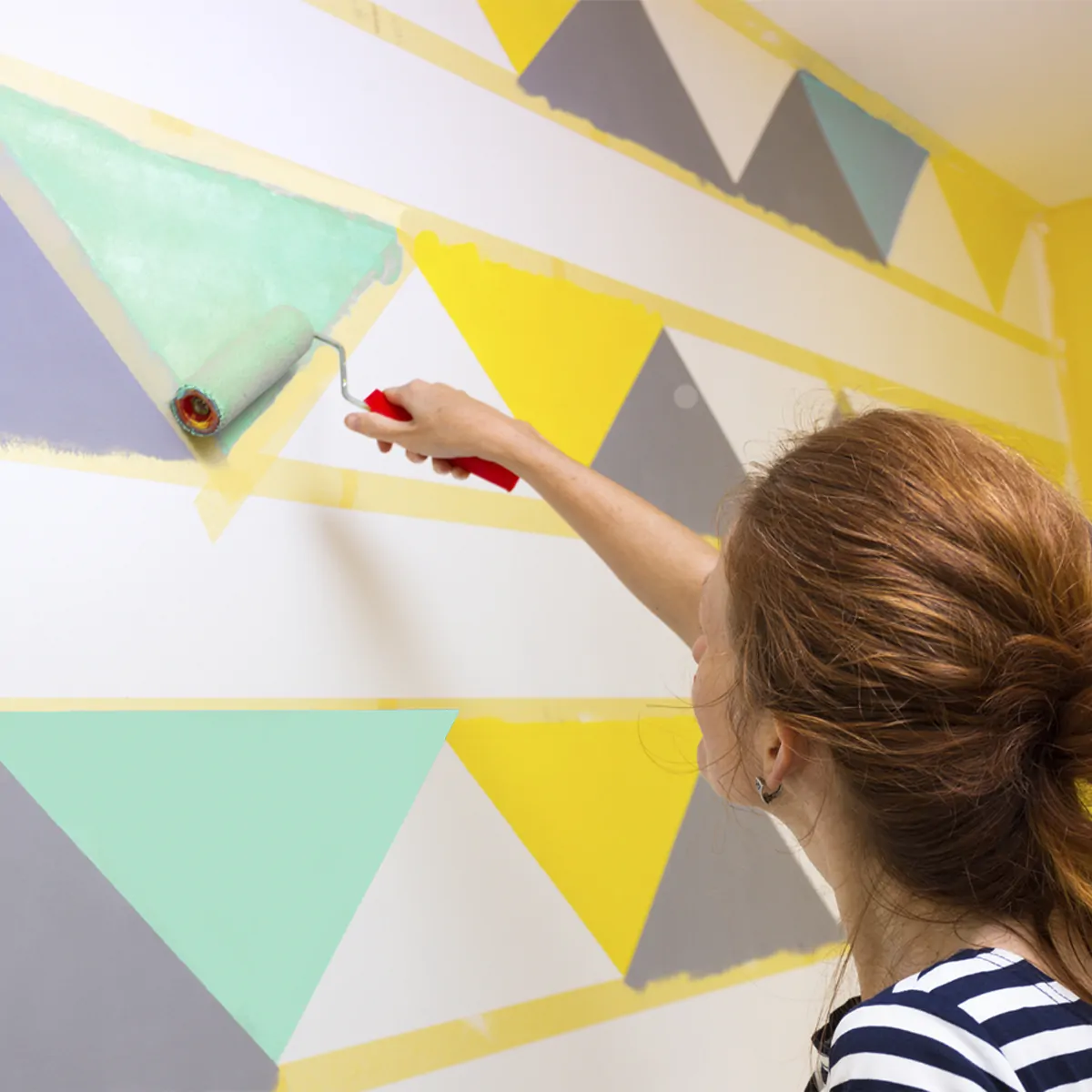 Лента креппированная малярная бумажная клейкая, 50мм х 50м, AVIORA