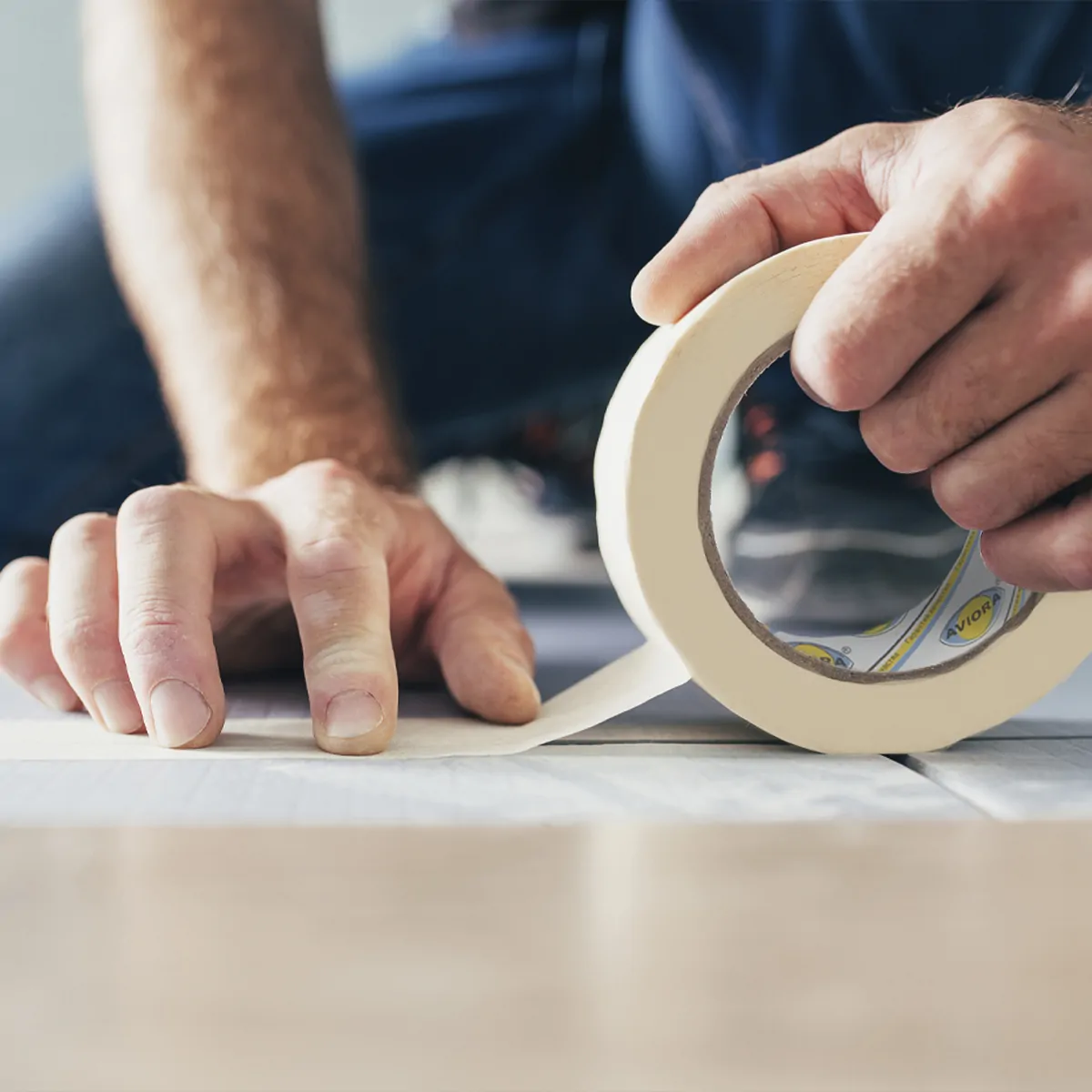 Лента креппированная малярная бумажная клейкая, 50мм х 50м, AVIORA