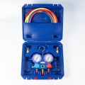 Манометрическая станция DSZH WK-P3602S (R22/134/404/410; 2-х вентильный; шланги 0.9м до 55 Bar-1/4SAE, 2 адаптера R410xR22, манометры 68мм, в кейсе)